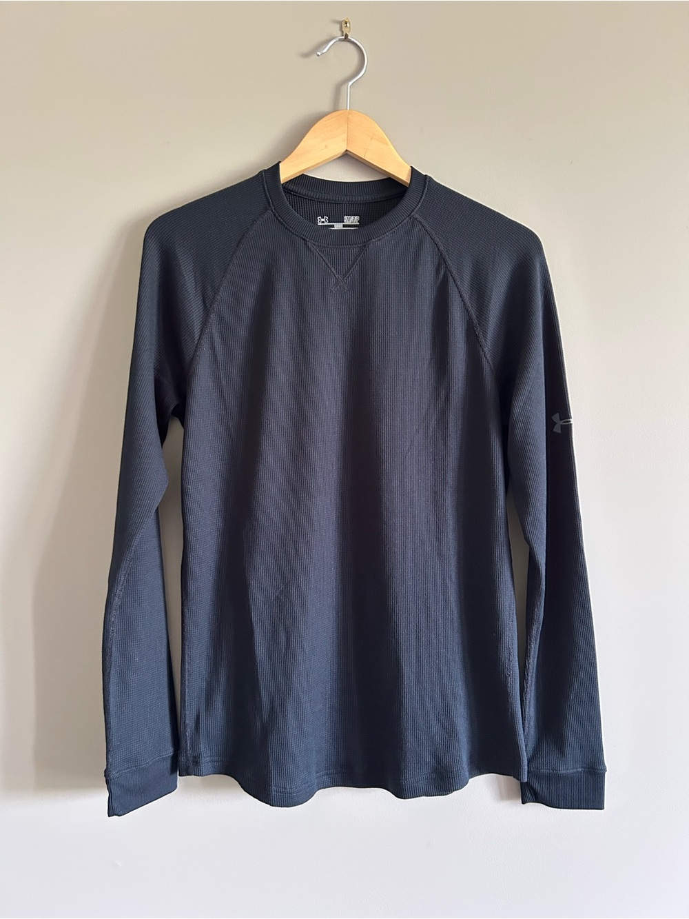 Under Armour waffle Men’s Black Long-Sleeve Crew Performance Tee
